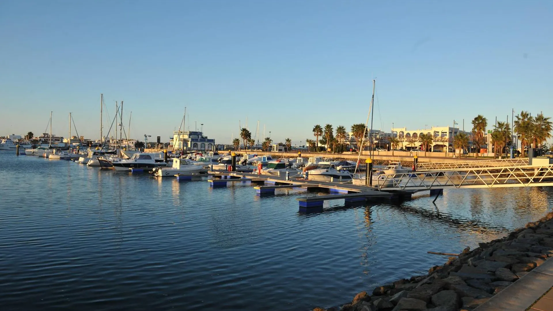 Apartamentos Espigon Poniente Piscina Y Zonas Verdes By Alsol A01-01091 Huelva