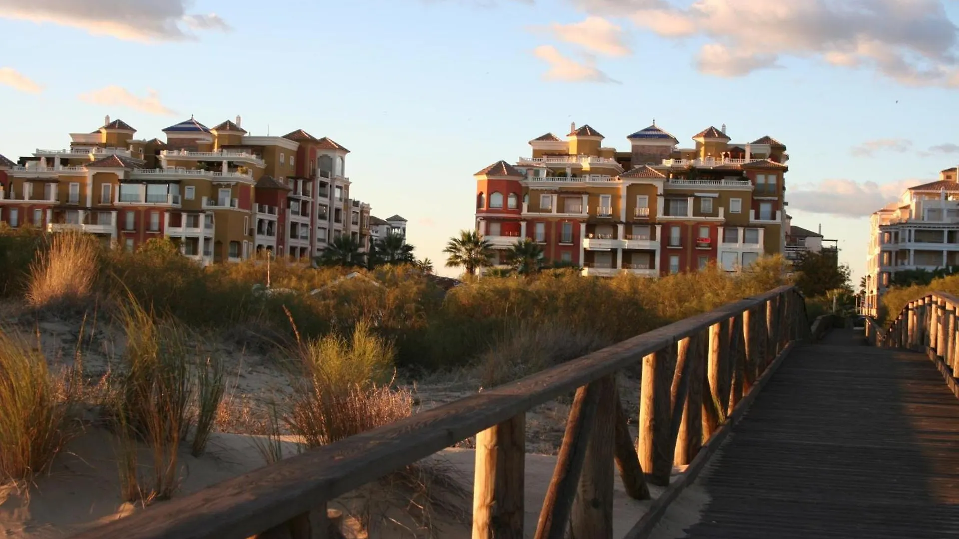 Apartamentos Espigon Poniente Piscina Y Zonas Verdes By Alsol A01-01091 Huelva Spain